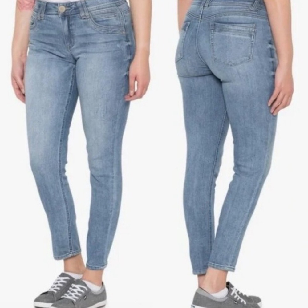 Democracy Light Blue Skinny Jeans